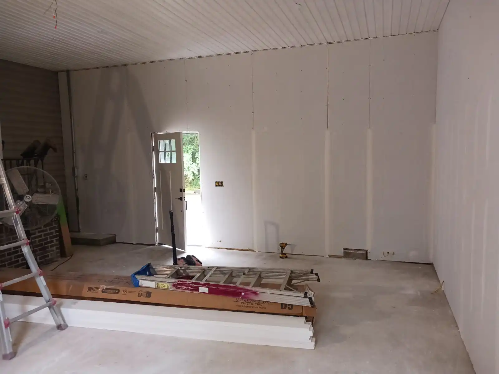 Room Insulation, Sheetrock, and Painting